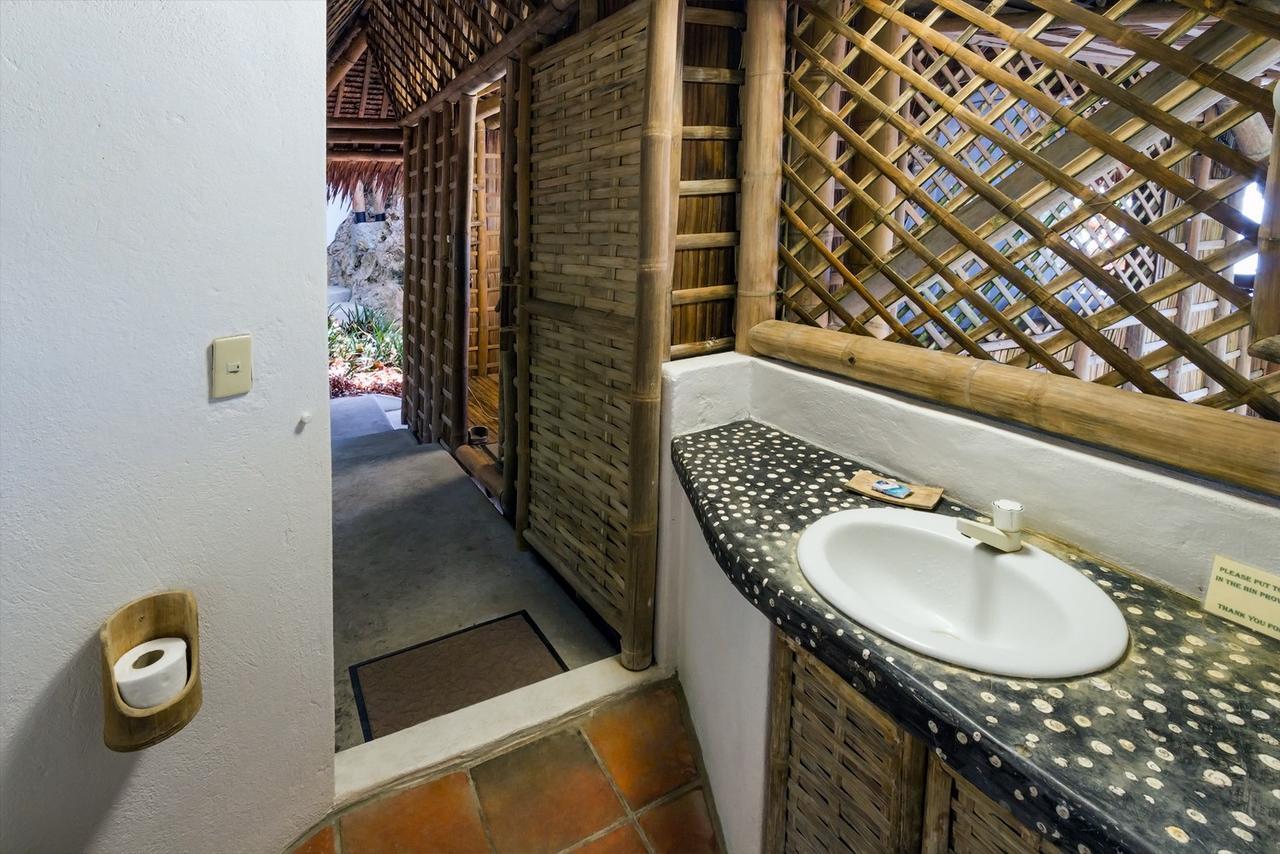 Resort Kookoo's Nest Eco-lodge Siaton
